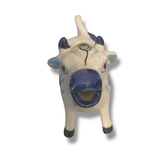 Vintage ENESCO Japan Ceramic Blue White Tulip Design Cow Creamer - Made in Japan - Picture 3 of 6